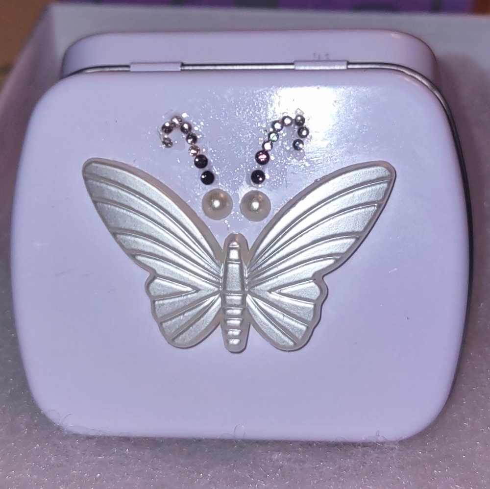 Small Metal Case Pearly Butterfly Design